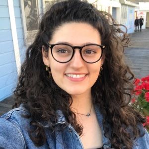 Meet your Posher, Julia